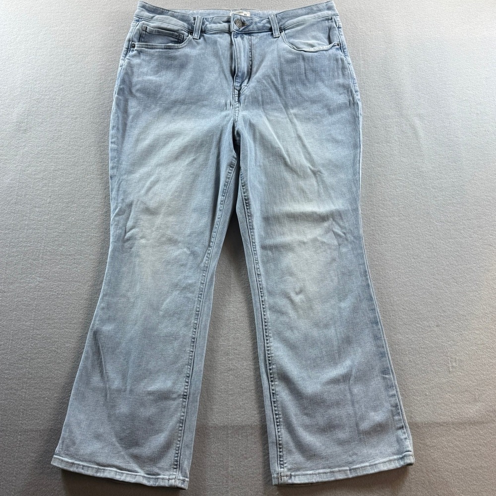 Maurices Slim Boot Jeans Women 18 Extra Short Light Wash High Rise 34x26 Reg Fit